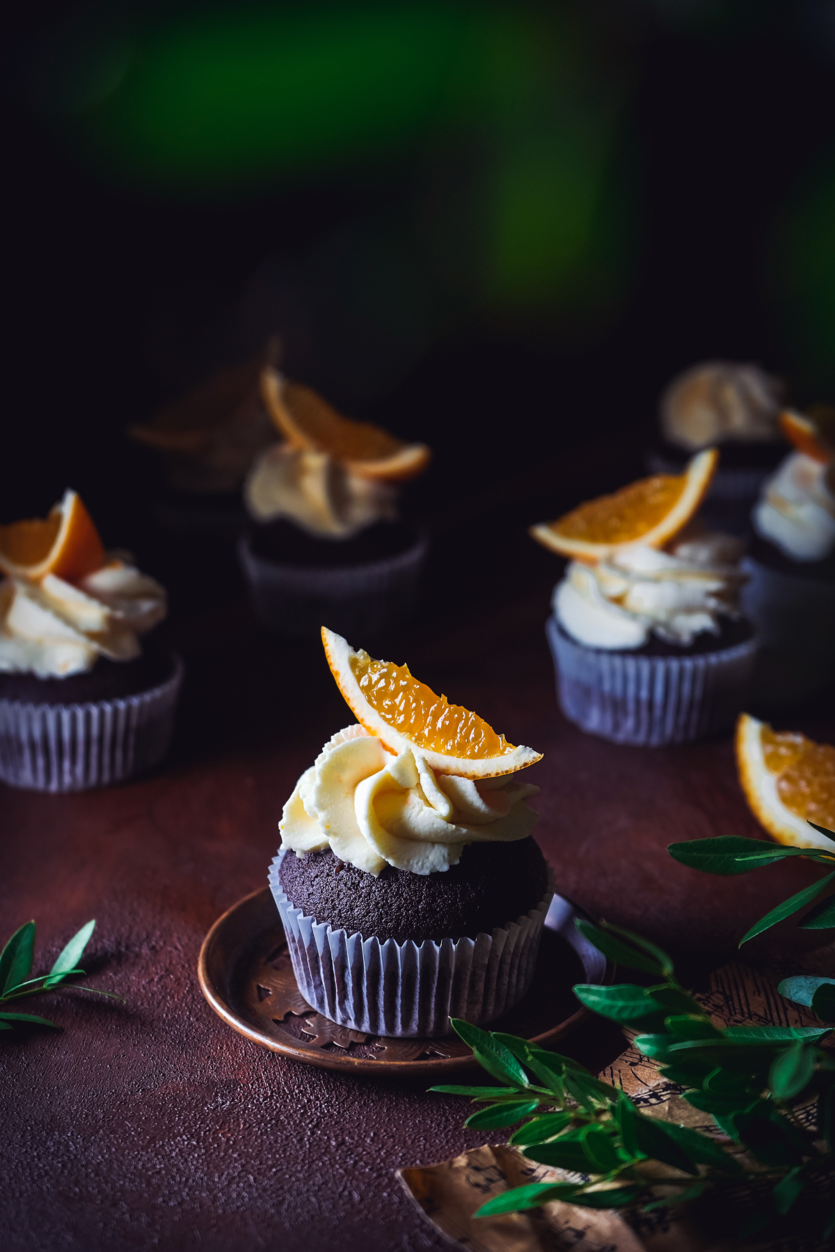 Čokoládové cupcaky s pomarančovým krémom
